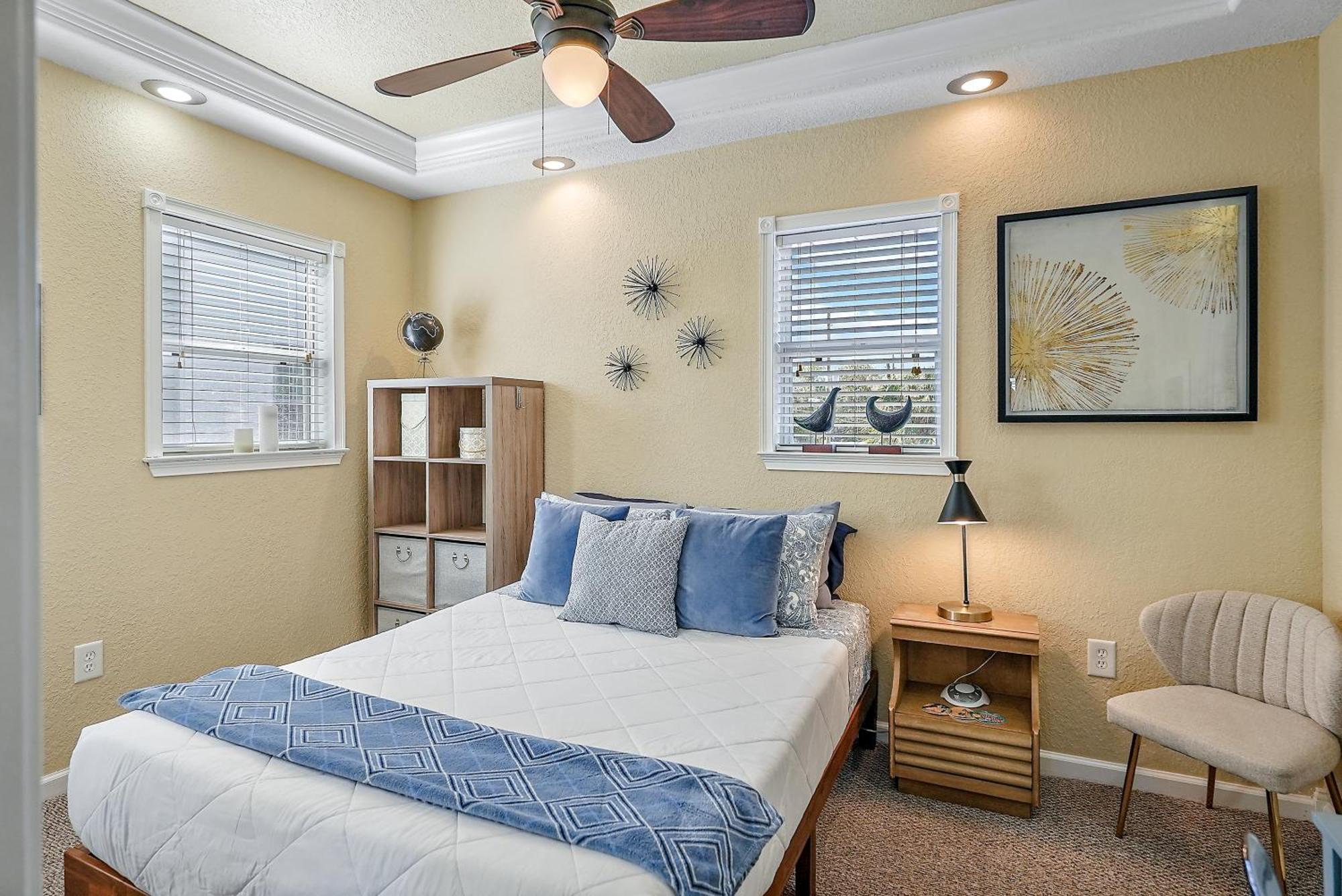 Retro Retreat In Dtsp - Explore The Downtown Area Сент-Питерсберг Экстерьер фото