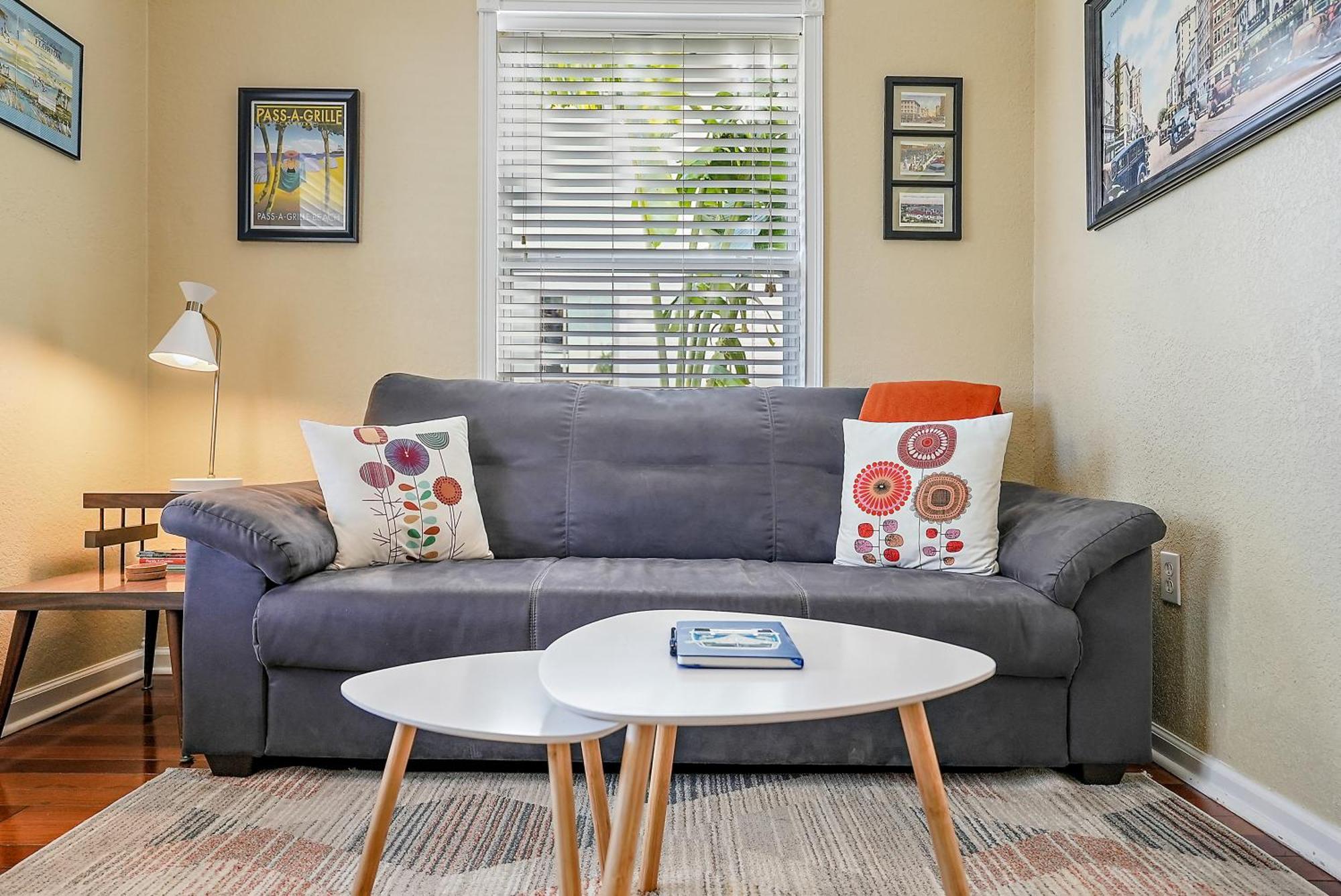 Retro Retreat In Dtsp - Explore The Downtown Area Сент-Питерсберг Экстерьер фото